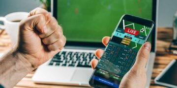 Cluster Pays vs Paylines: Which One Pays Better? (I Tested Both