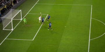 Para que serve a pequena área no futebol?