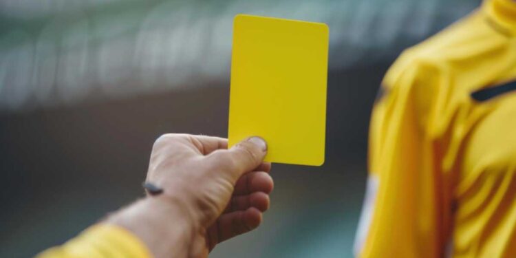 Handicap de Cartões: como funciona e estratégias para apostas