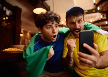 A Copa dos Criadores: Por que em 2026 você será o diretor da transmissão